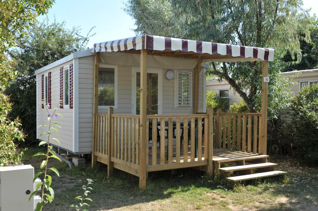 Camping Antioche D'Oleron La Brée-les-Bains Exterior photo