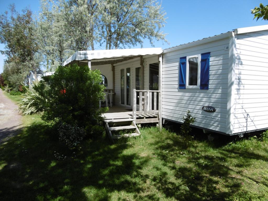 Camping Antioche D'Oleron La Brée-les-Bains Exterior photo