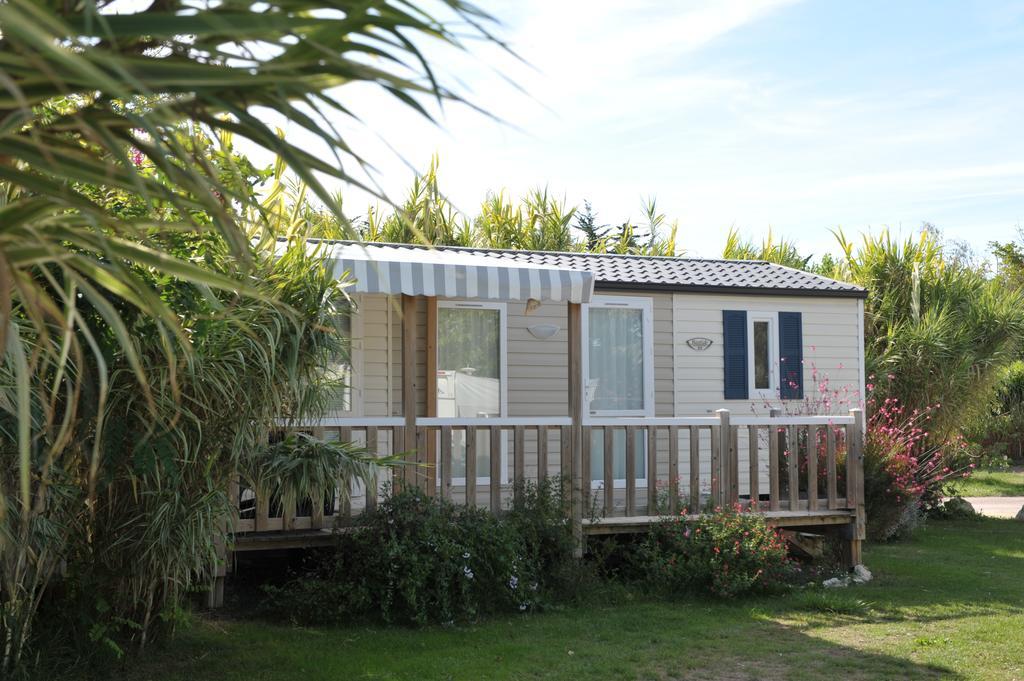 Camping Antioche D'Oleron La Brée-les-Bains Exterior photo