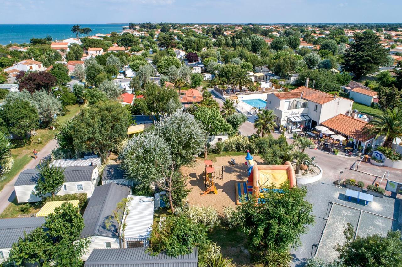 Camping Antioche D'Oleron La Brée-les-Bains Exterior photo